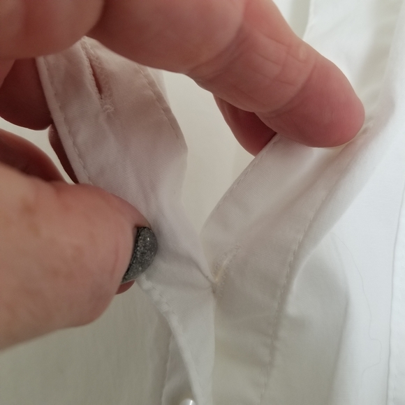 2/$14 Ava & Viv Button Down Long Sleeve Blouse - Picture 4 of 9